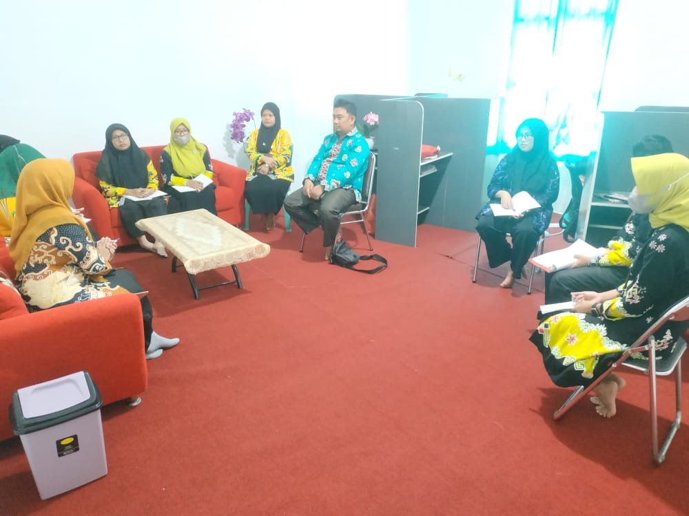 rapat hakim1