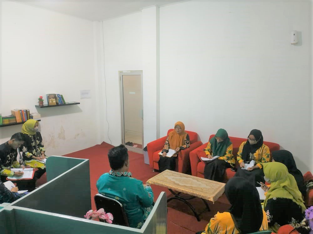 rapat hakim2