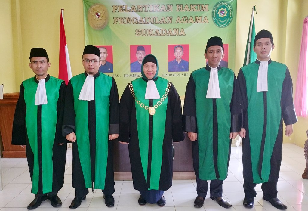 pelantikan hakim 3